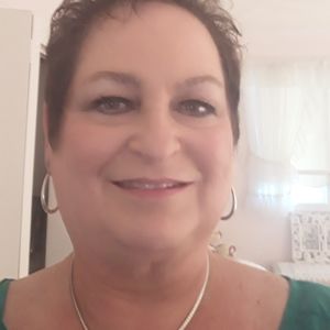 Meet your Posher, Denise